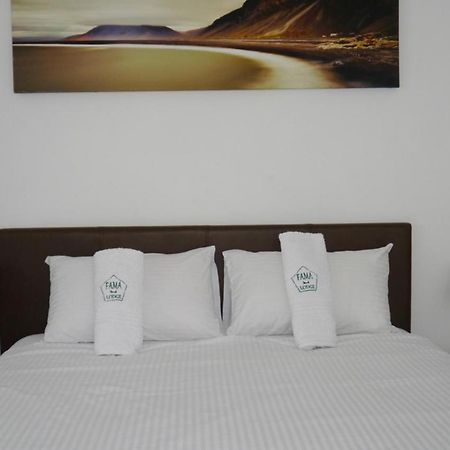 Fama Lodge Rm12 Cape Town Ngoại thất bức ảnh